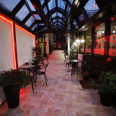 Garni Hotel Laguna Lux Nis Luaran gambar