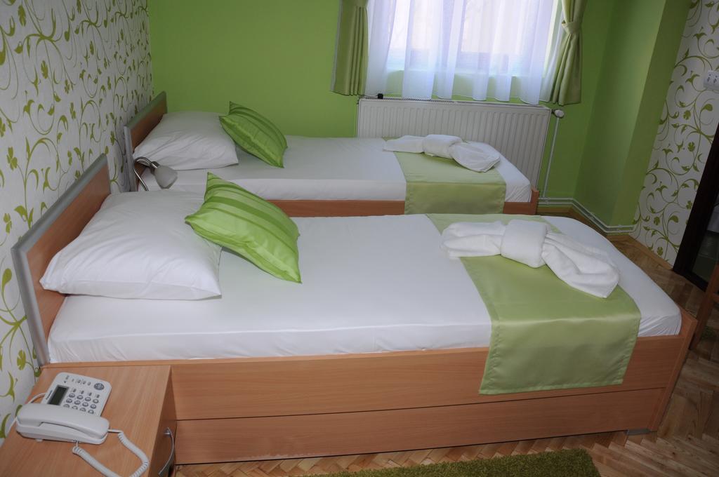 Garni Hotel Laguna Lux Nis Bilik gambar