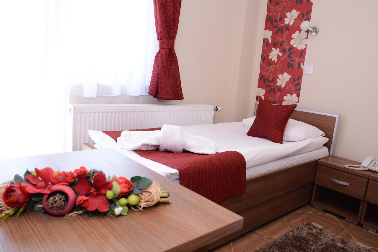 Garni Hotel Laguna Lux Nis Luaran gambar
