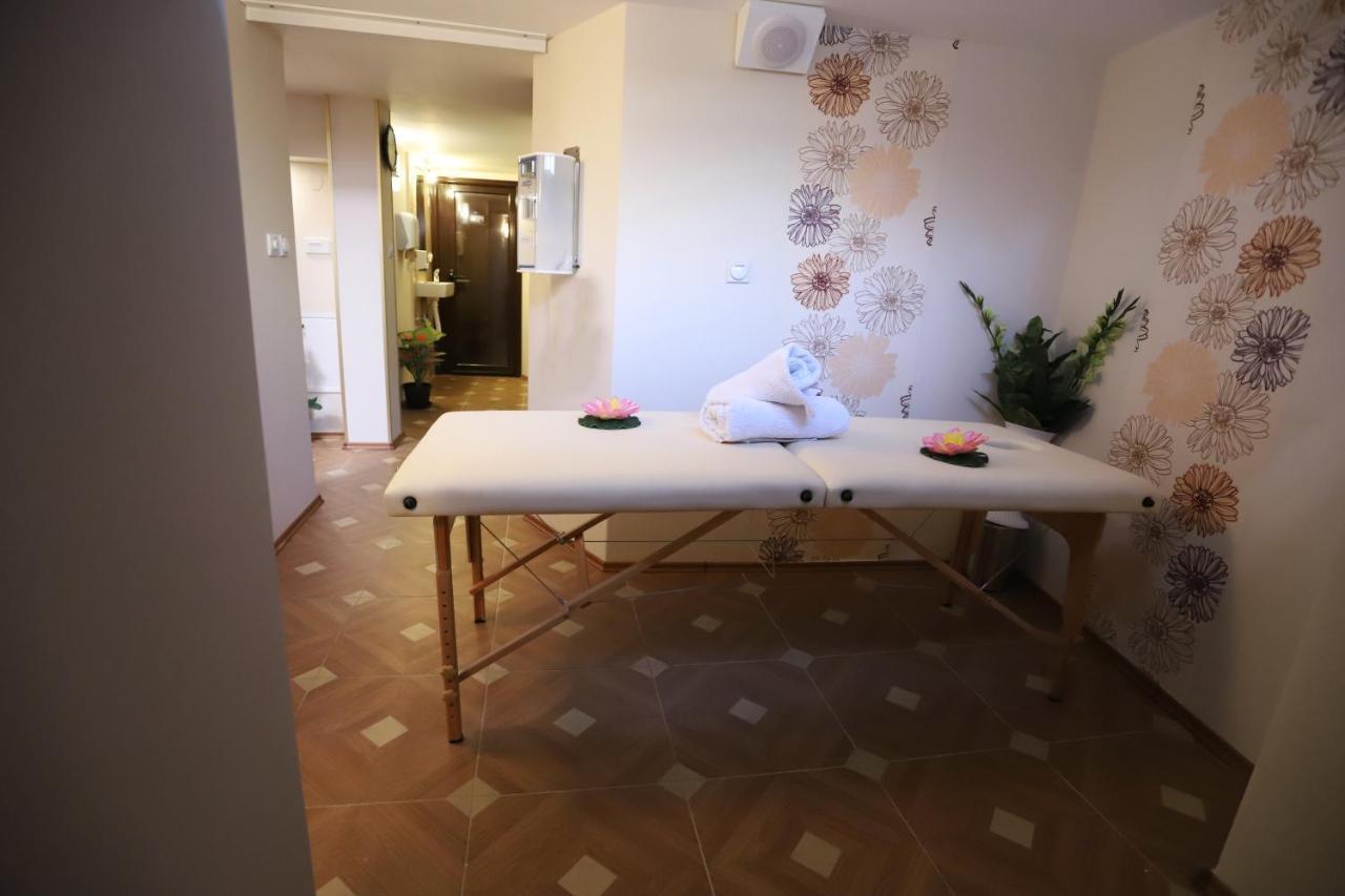Garni Hotel Laguna Lux Nis Luaran gambar